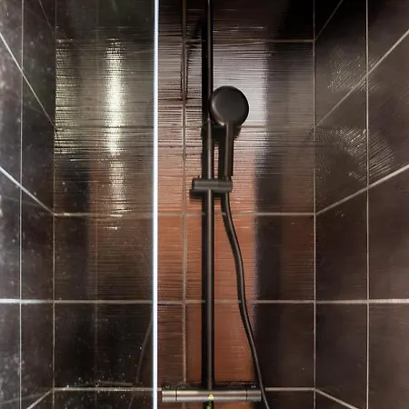 아파트 Ng Suitehome - Lille I Barbieux I Croix - Netflix - Wifi 루베